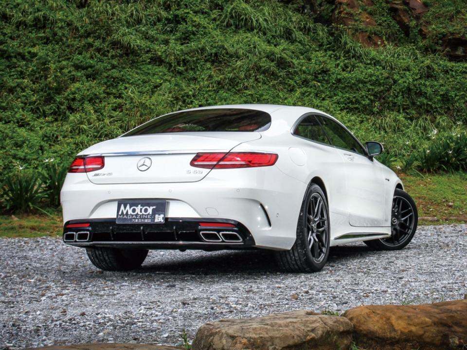 【焦點路試】Mercedes-AMG S63 Coupé 4MATIC+ 桀驁不羈 跑格當帥