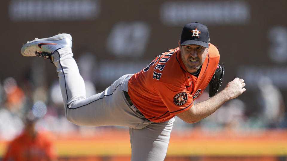 Houston Astros pitcher Justin Verlander throws against the Detroit Tigers in the fifth inning of a baseball game, Sunday, Aug. 27, 2023, in Detroit. (AP Photo/Paul Sancya)