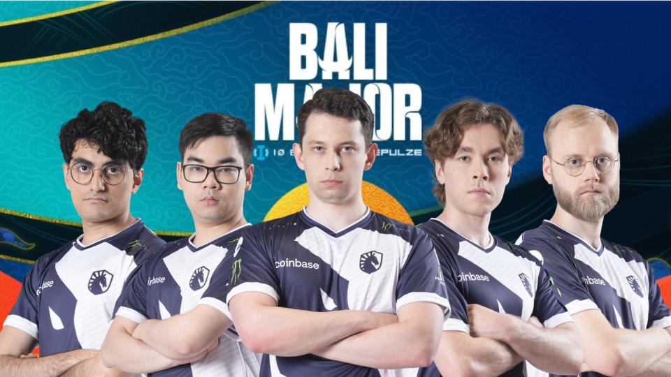 Team Liquid (from left to right): Insania, miCKe, Nisha, zai, Boxi. (Photos: Team Liquid, Epulze)