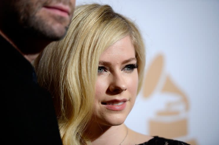 Avril Lavigne updates fans on new album but they troll her with glorious  Melissa memes