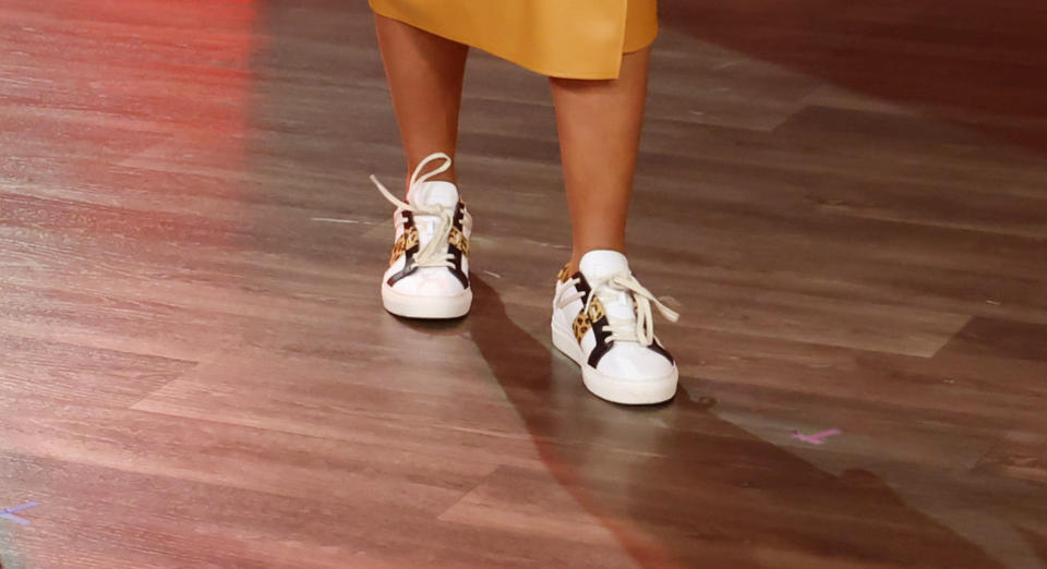 A closer look at Jennifer Hudson in Woollier sneakers