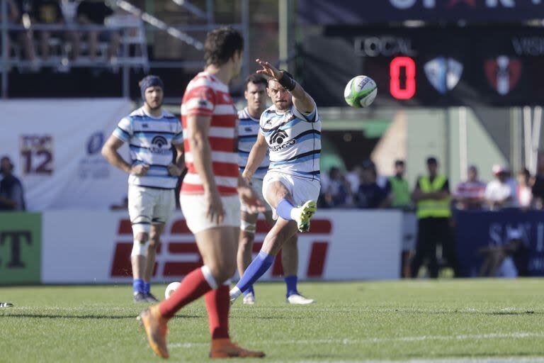 Las patadas de Joaquín Lamas a los palos fueron cruciales para SIC en la final del último sábado; en éste el 10 necesita ajustar los kicks tácticos.