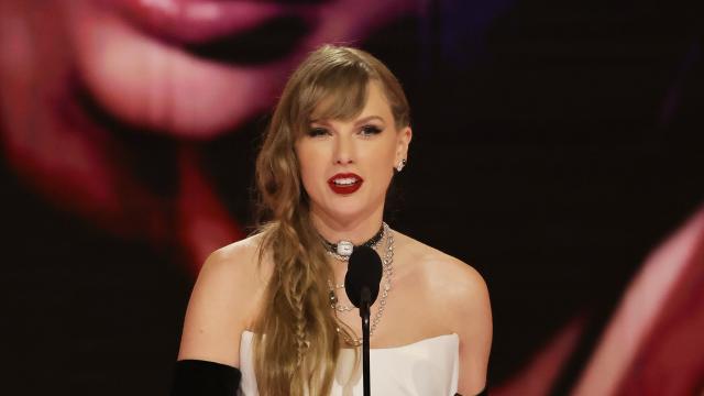 Taylor Swift Announces New Album, 'The Tortured Poets Department'