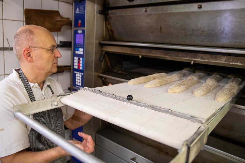 Vor allem bei Bäckereien sind die steigenden Energiekosten oft zur existenziellen Bedrohung geworden. - Copyright: picture alliance/dpa | Daniel Karmann