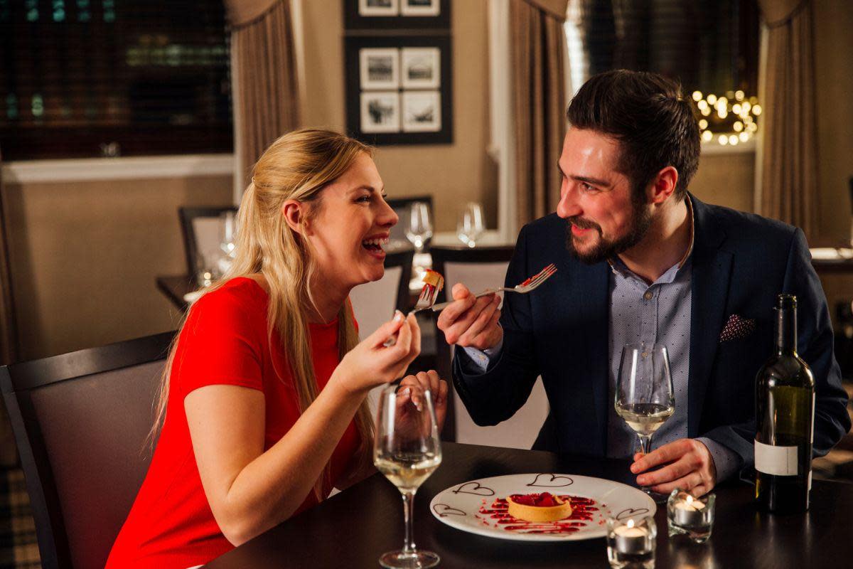 Looking for a romantic time? Look no further than these Swindon restaurants <i>(Image: Getty)</i>