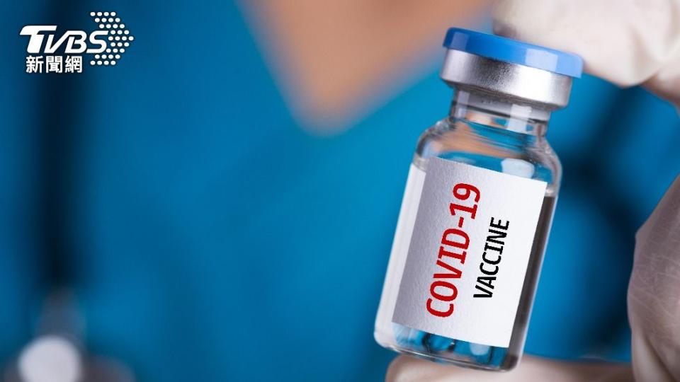 新冠疫苗的不同副作用備受許多專家及民眾所關注。（示意圖／shutterstock達志影像）