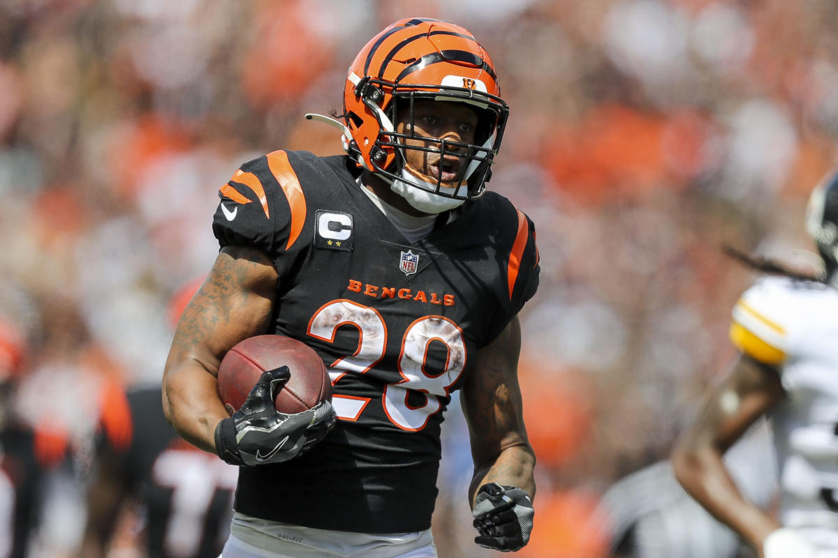 Bengals' Joe Mixon seemingly takes issue with NFL postseason