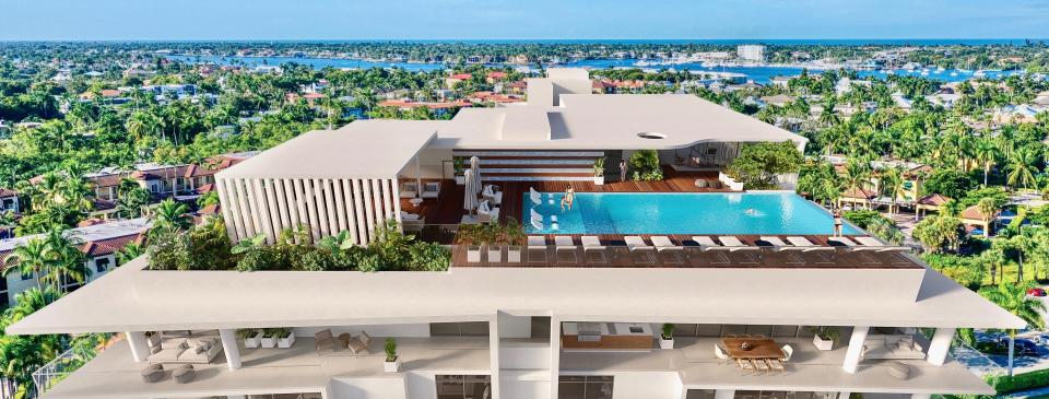 Aura at Metropolitan Naples is popular with buyers due to its outstanding downtown location and its stunning views of Naples Bay, the Gulf and downtown itself.