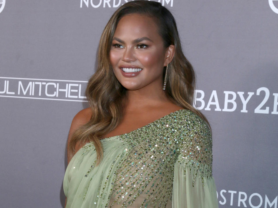 Chrissy Teigen will ihren Twitter-Account doch nicht aufgeben. (Bild: Kathy Hutchins/ Shutterstock.com)