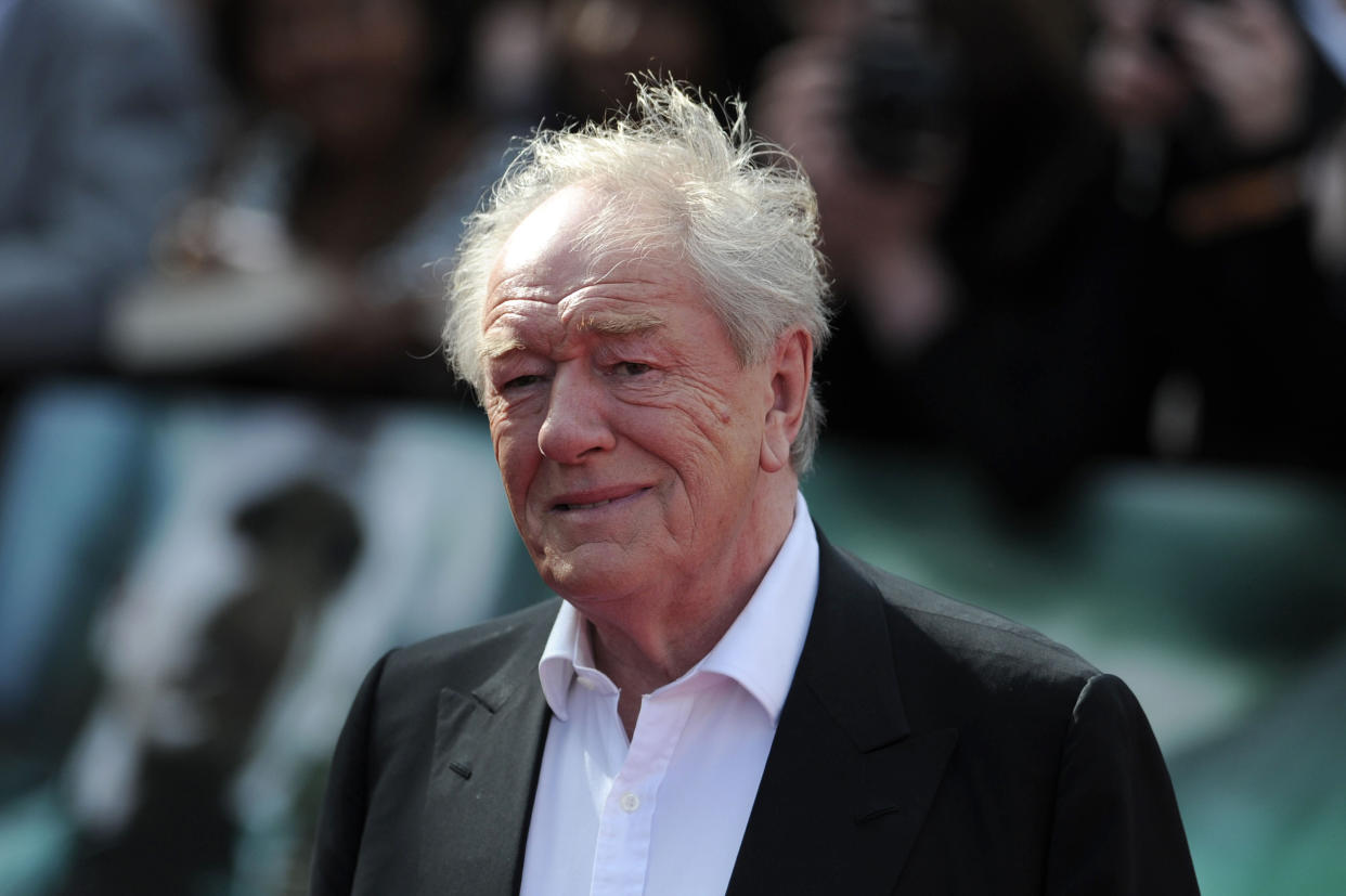 British actor Michael Gambon attends the world premiere of Harry Potter and the Deathly Hallows - Part 2 in central London on July 7, 2011. AFP PHOTO / CARL COURT (Photo credit should read CARL COURT/AFP via Getty Images)