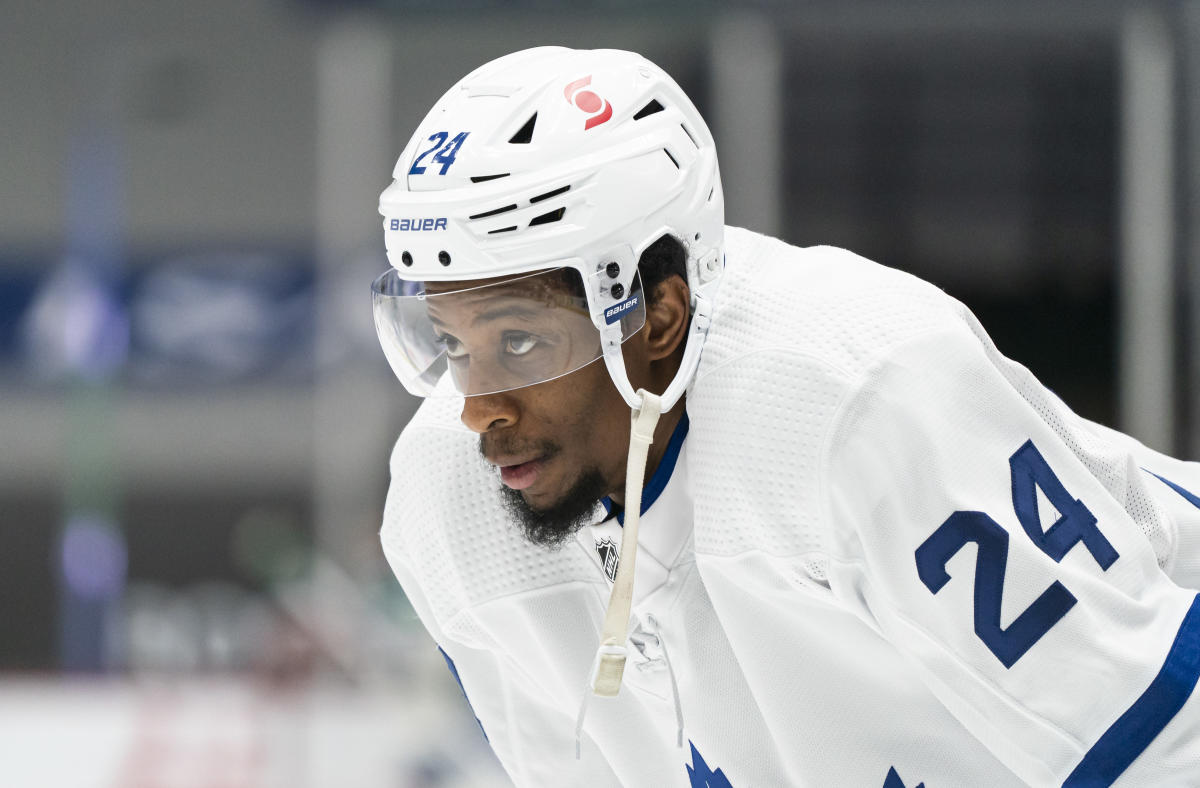 Leafs' Simmonds helps Black players find inspiration in past
