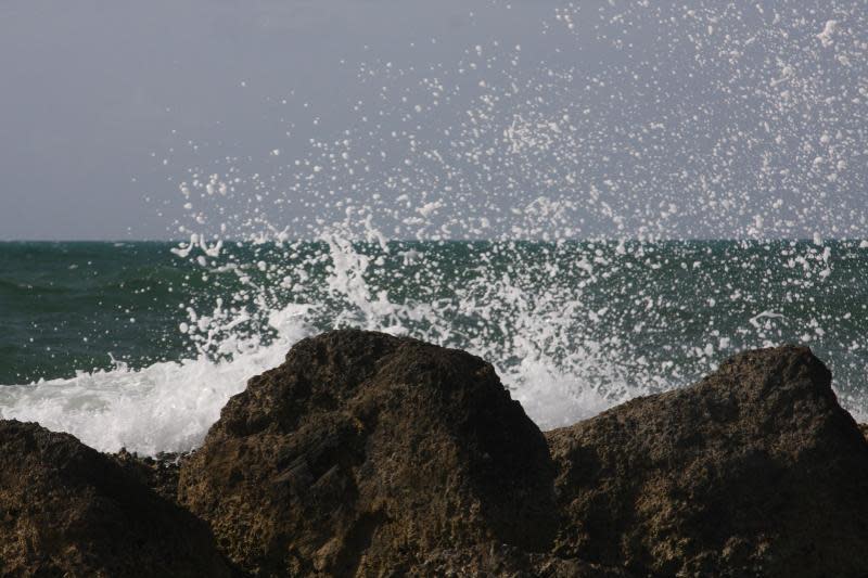 East Sister Rock Island