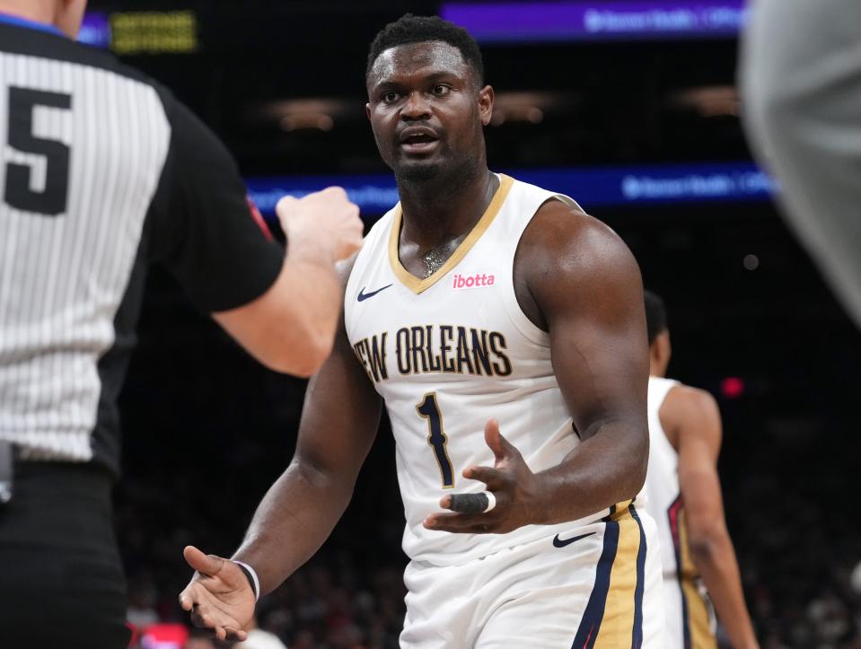 New Orleans Pelicans forward Zion Williamson (1) looks to the referee for a foul call against the Phoenix Suns at Footprint Center in Phoenix on April 7, 2024.