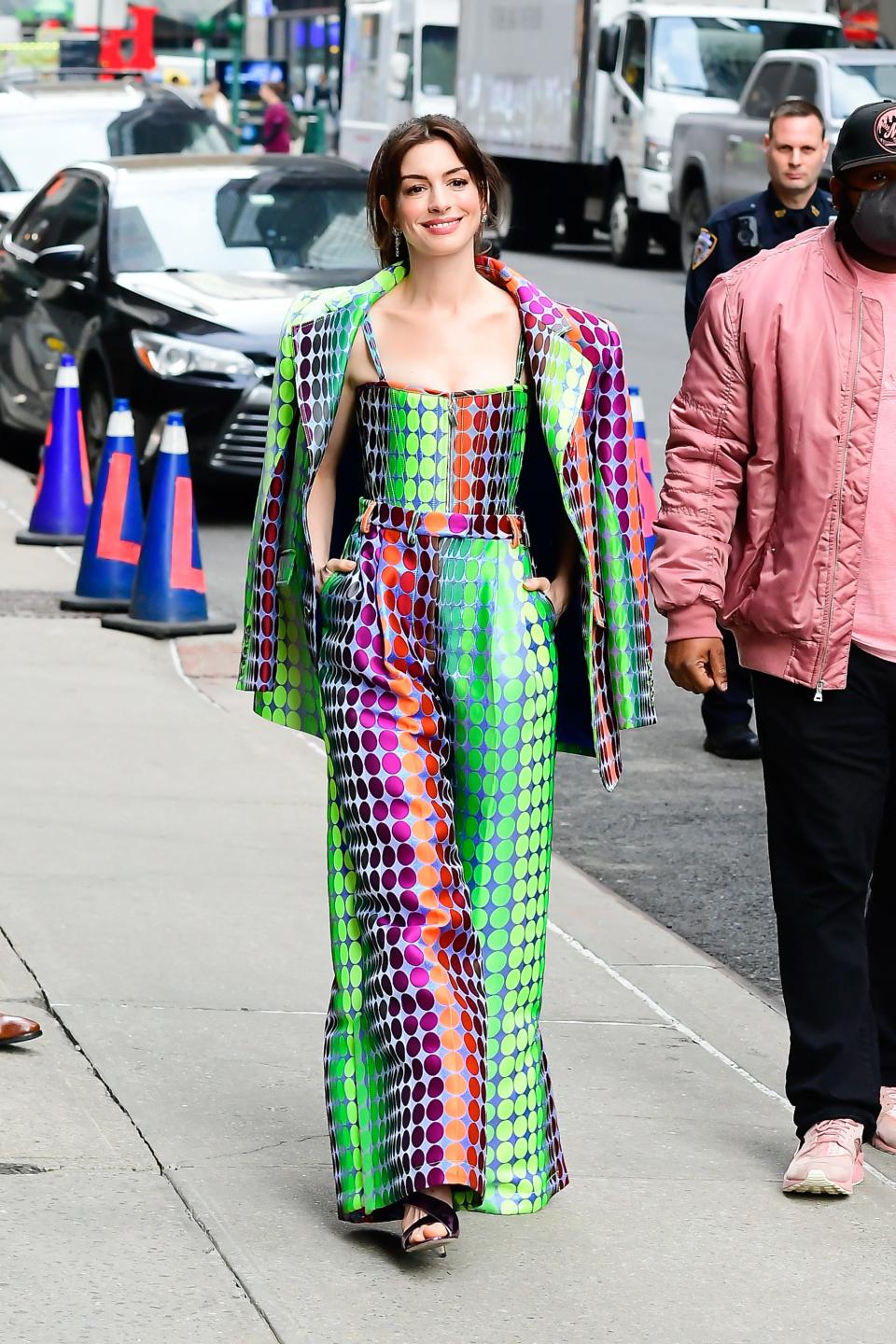 anne hathaway late show with stephen colbert in march 2022