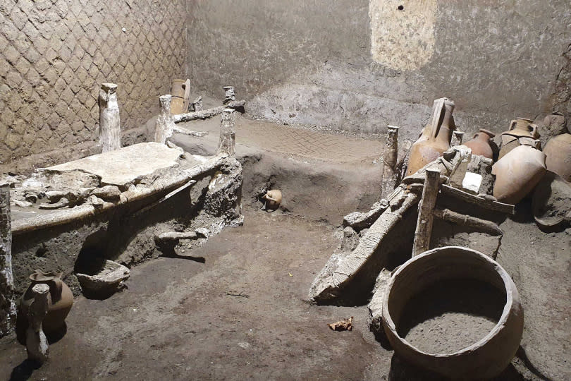 考古學家6日在龐貝城郊區發現了一間完好無損的「奴隸房」。（圖／達志／美聯社）