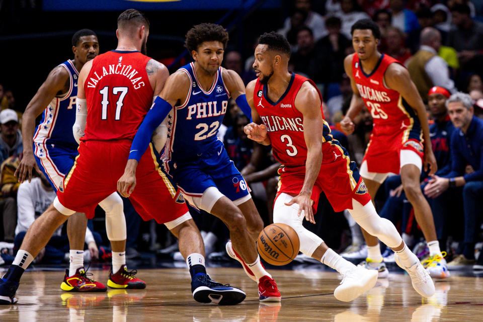 CJ McCollum explains how Pelicans were able to overcome Sixers - Yahoo Sports