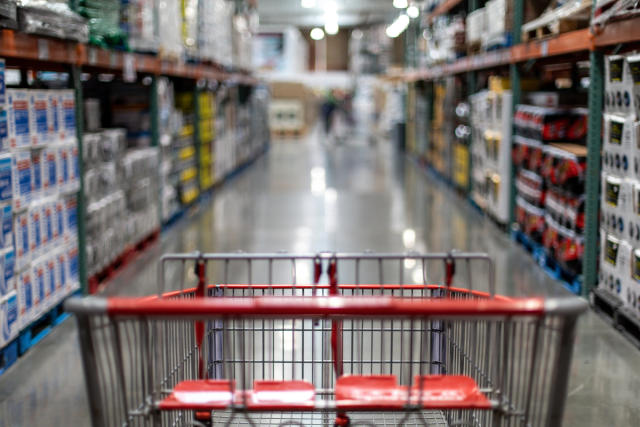 4 Reasons to Remain Bullish on Costco Wholesale Stock This Year