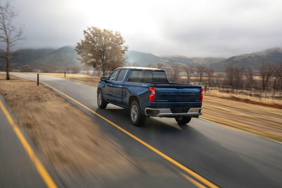 View Photos of the 2020 Chevrolet Silverado 1500 3.0L Duramax Diesel