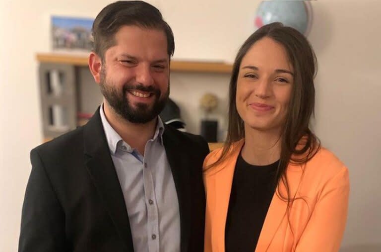 Gabriel Boric e Irina Karamanos.
