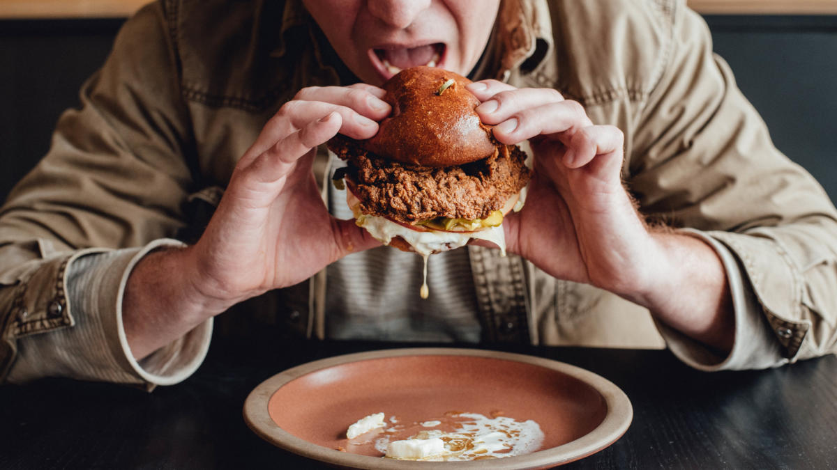 Wisconsin Bacon Butter Burger - Modern Farmhouse Eats