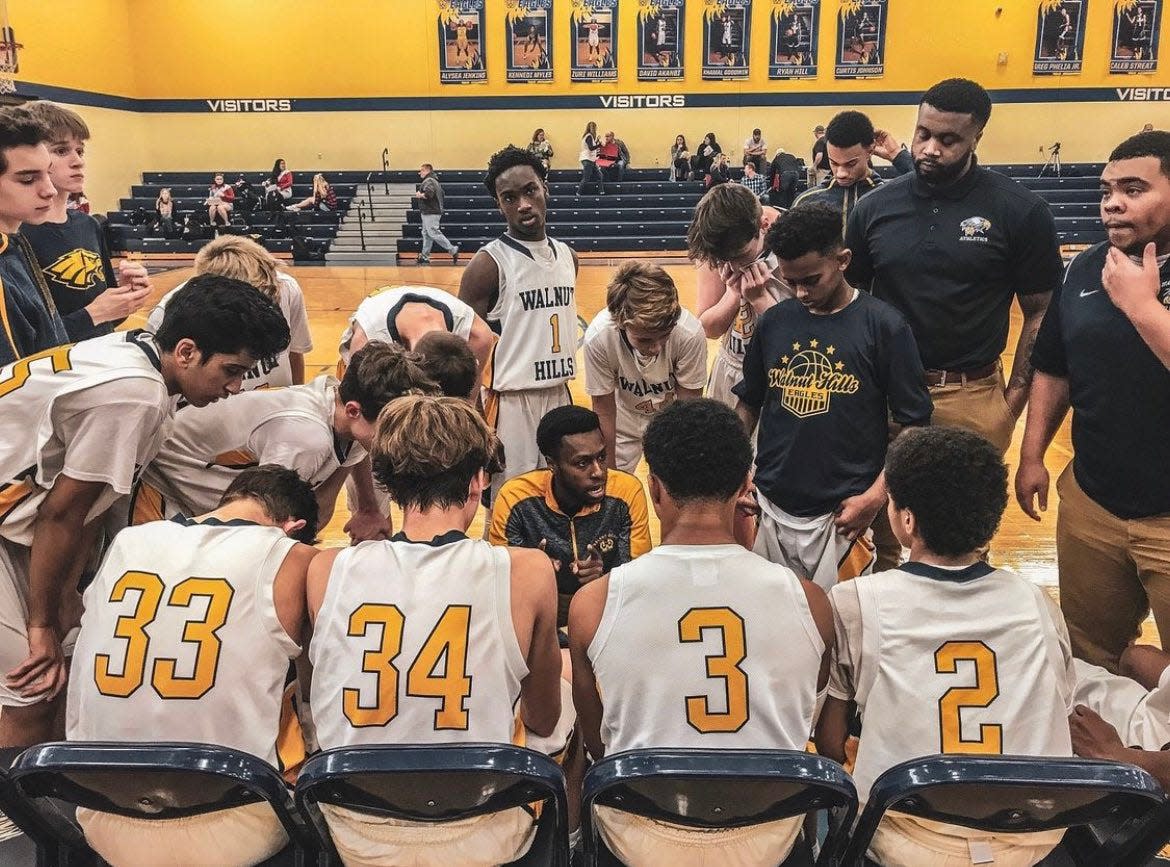 Stuart Holt with Walnut Hills' junior varsity team in 2022. Holt will take over the varsity program heading into next season.