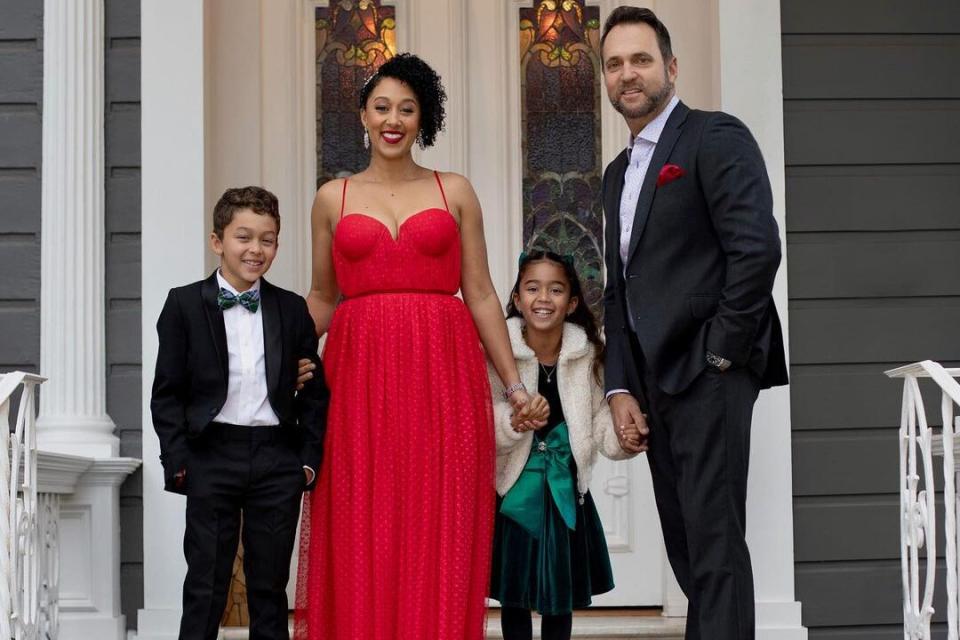 Tamera Mowry Family Christmas