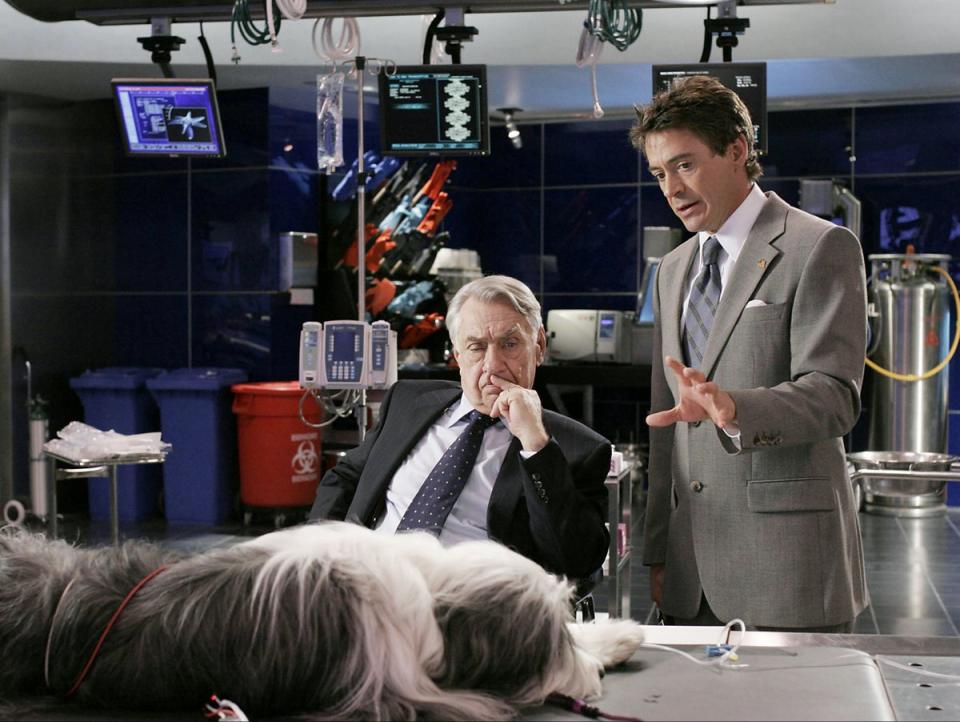 Philip Baker Hall (left) and Robert Downey Jr in ‘The Shaggy Dog’ (2006) (Joseph Lederer/Walt Disney/Kobal/Shutterstock)