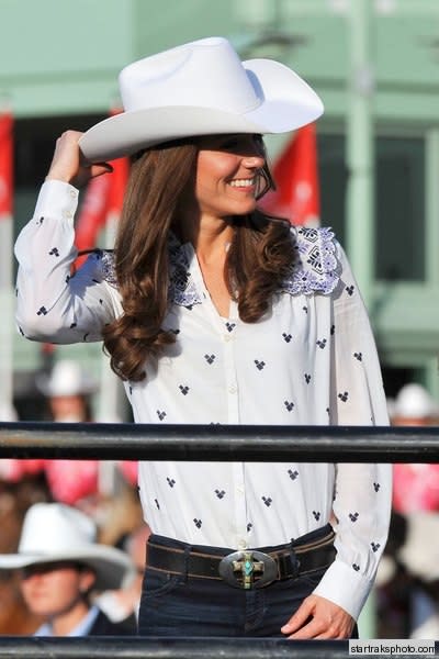 kate in hat