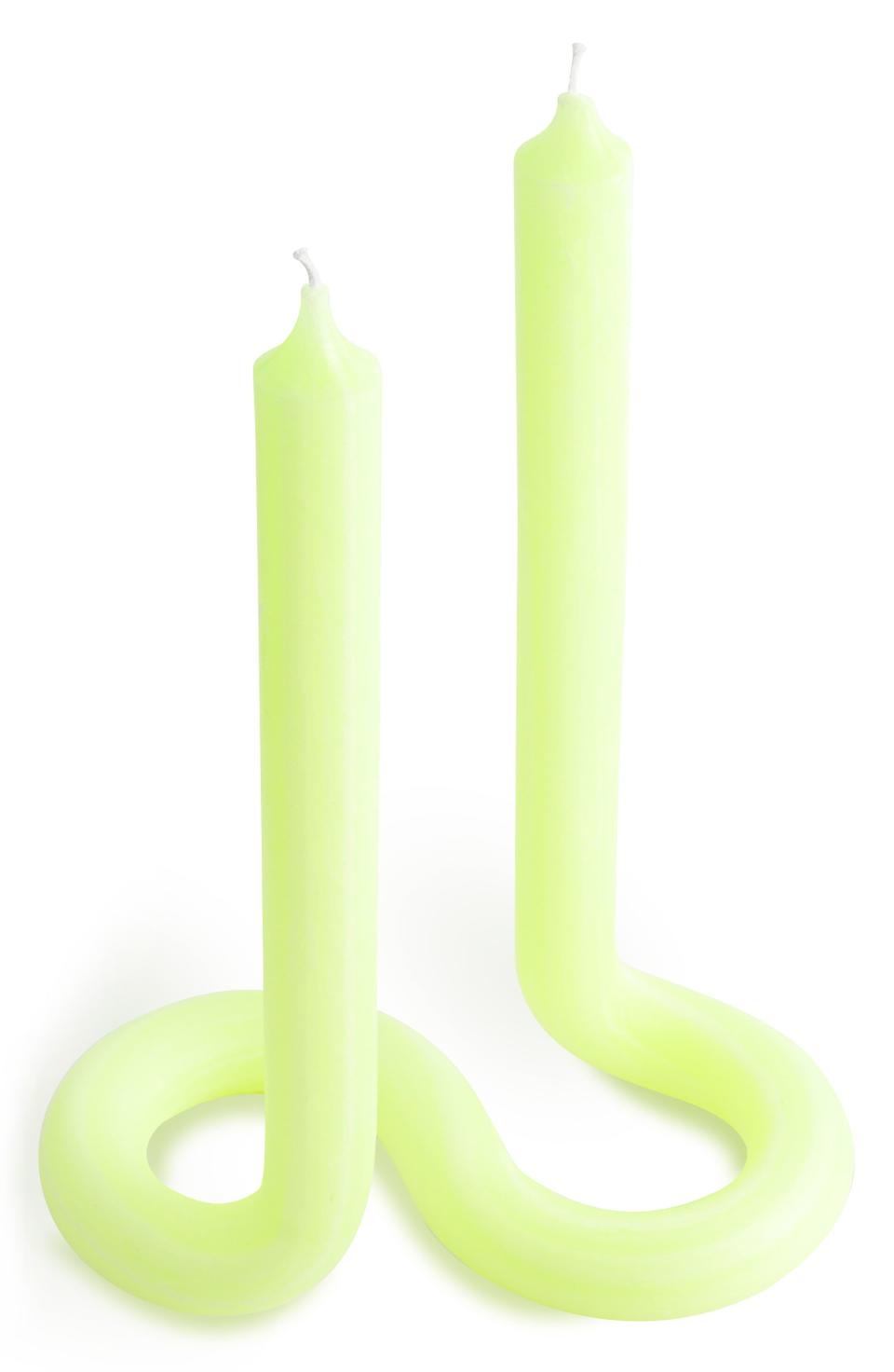 15) Twist Candle