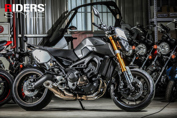 YAMAHA MT-09