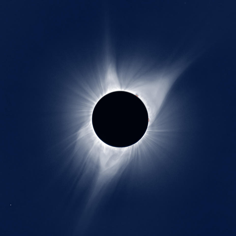 Total solar Eclipse and sun corona in 2017