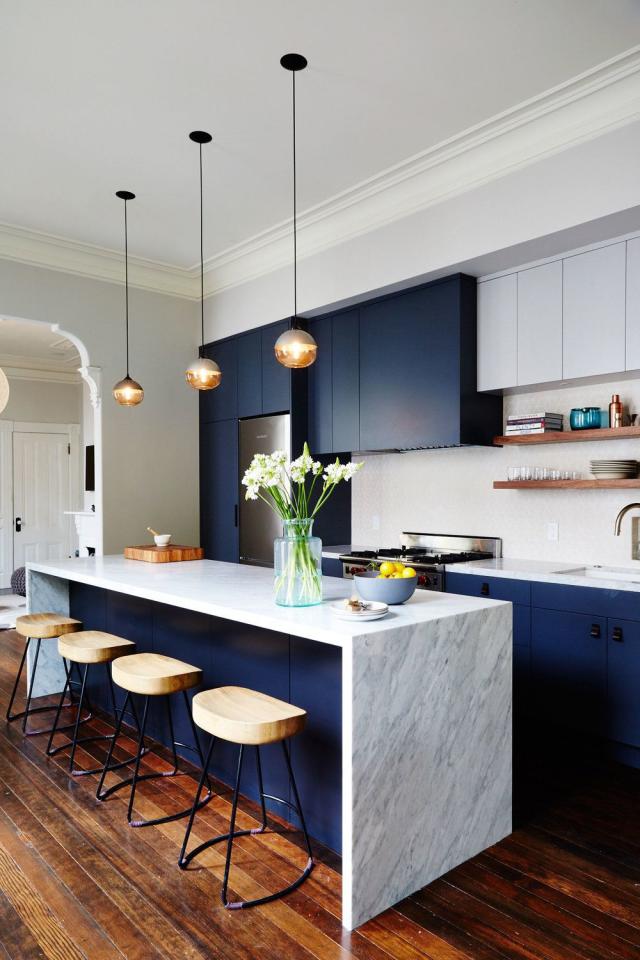 10 Kitchen Cabinet Color Combinations