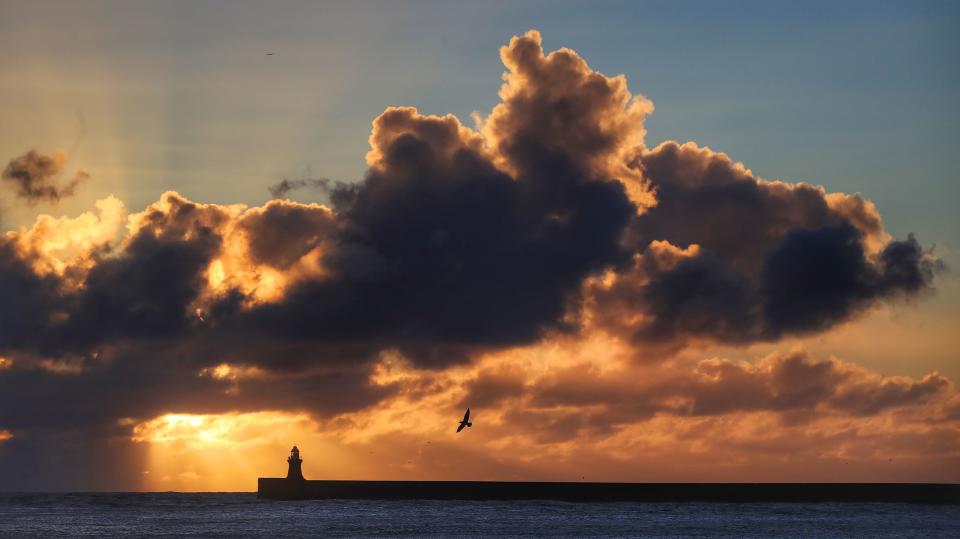 UK weather: First autumn snow hits Britain