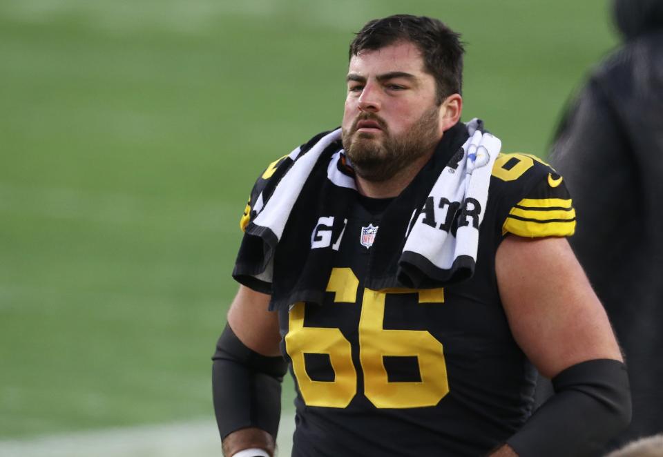 Pittsburgh Steelers offensive guard David DeCastro (66) looks on against the Baltimore Ravens during the second quarter at Heinz Field.