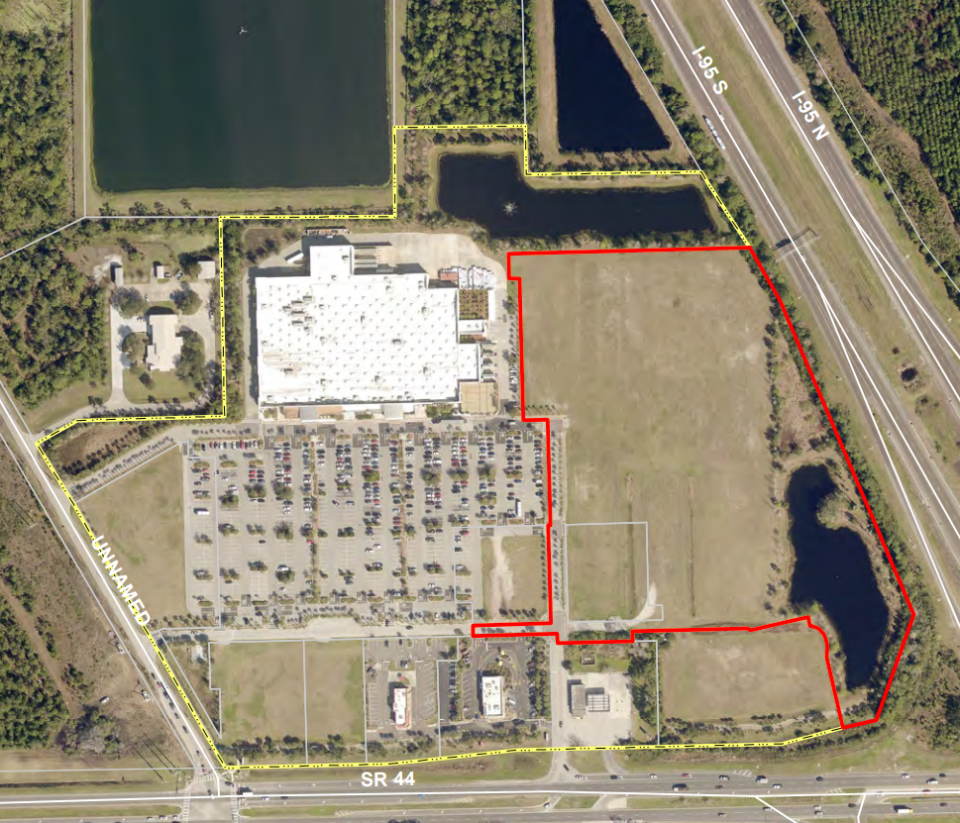 Property between Walmart (on State Road 44) and Interstate 95, the location of a future multi-family apartment project in New Smyrna Beach.