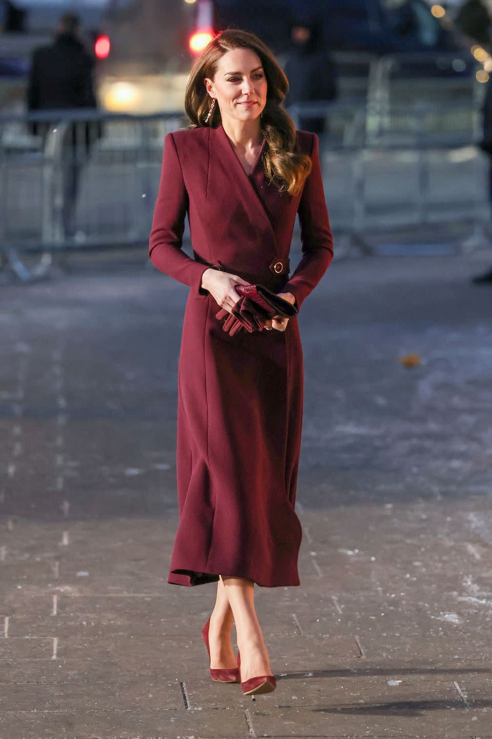 london, england december 15 catherine, princess of wales attends the together at christmas carol service at westminster abbey on december 15, 2022 in london, england photo by chris jacksongetty images