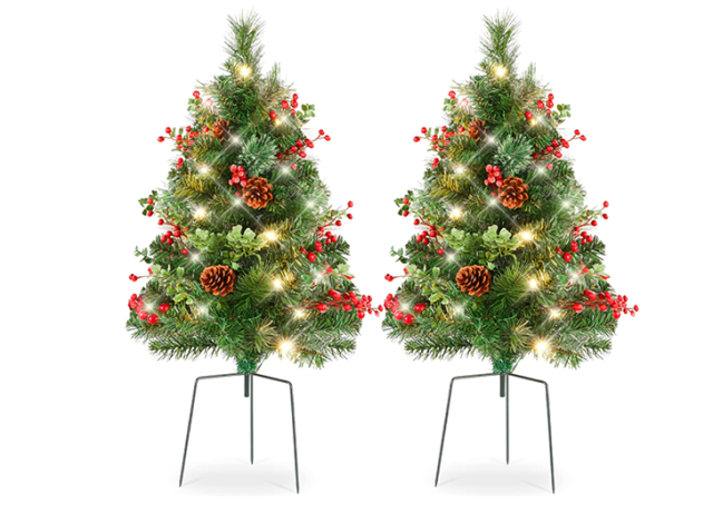 35 Christmas Decorations You Haven't Thought Of - PureWow