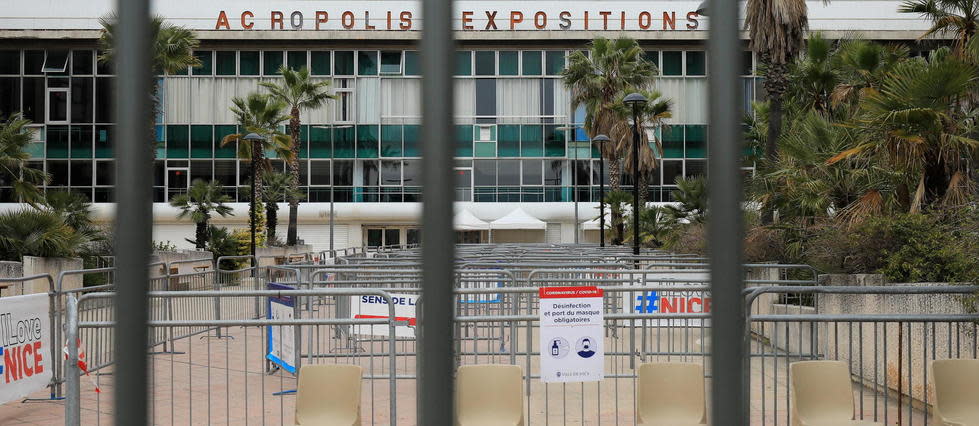 Le centre de vaccination du Palais des expositions a dû fermer ses portes en avance. 
