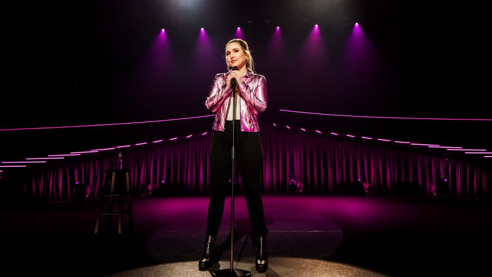 Taylor Tomlinson in her latest Netflix comedy special "Have it All," which aired on February 13, 2024. - Todd Rosenberg/Netflix