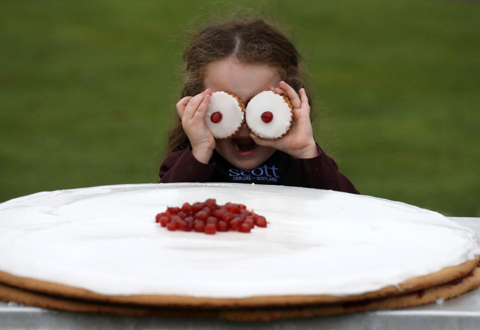 World’s largest empire biscuit unveiled