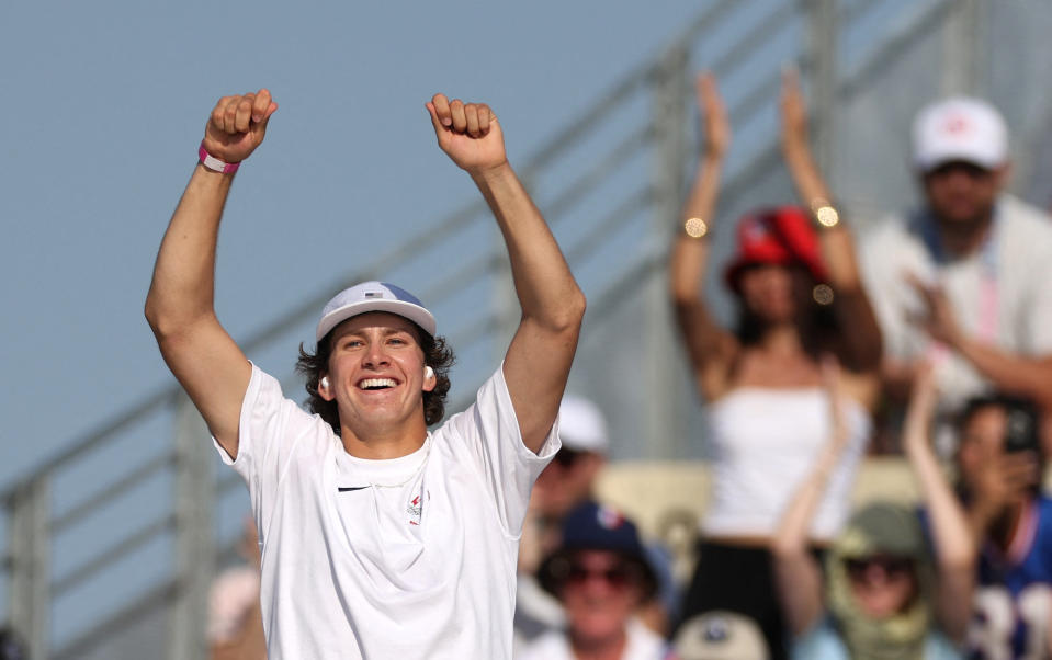 Olimpiade Paris 2024 - Skateboarding - Final Jalanan Putra - La Concorde 3, Paris, Prancis - 29 Juli 2024. Jagger Eaton dari Amerika Serikat bereaksi selama final. REUTERS/Pilar Olivares