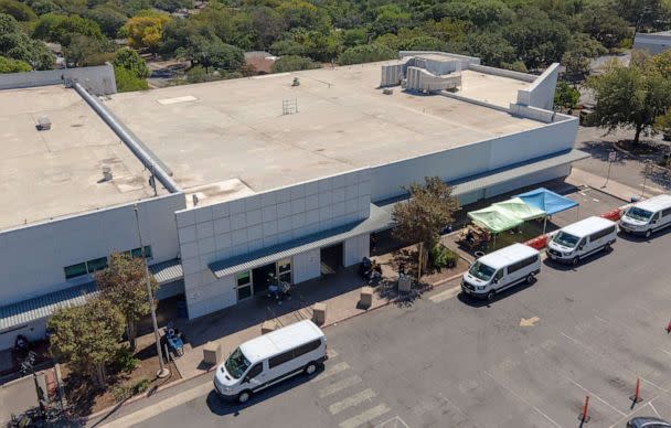 PHOTO: Vans used to transport migrants line up outside a migrant resource center in San Antonio, Texas, Sept. 30, 2022. (Xinhua News Agency via Getty Images, FILE)