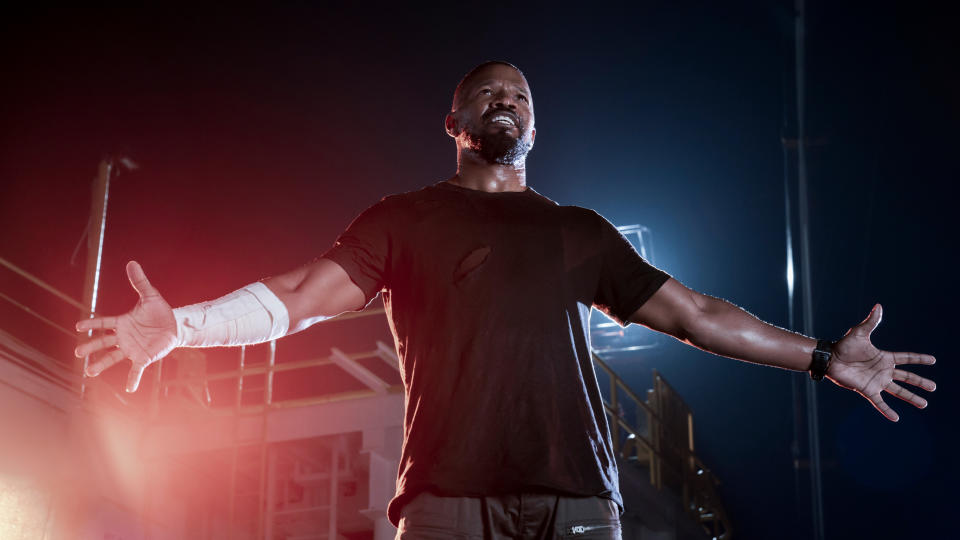 Jamie Foxx in Netflix super-powered thriller 'Project Power'. (Credit: Alfonso Bresciani/Netflix)