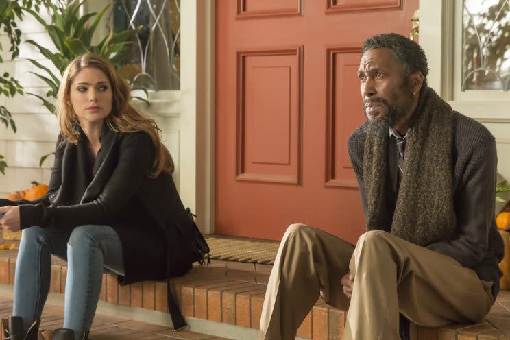 Janet Montgomery as Olivia and Ron Cephas Jones as William (Credit: Ron Batzdorff/NBC)