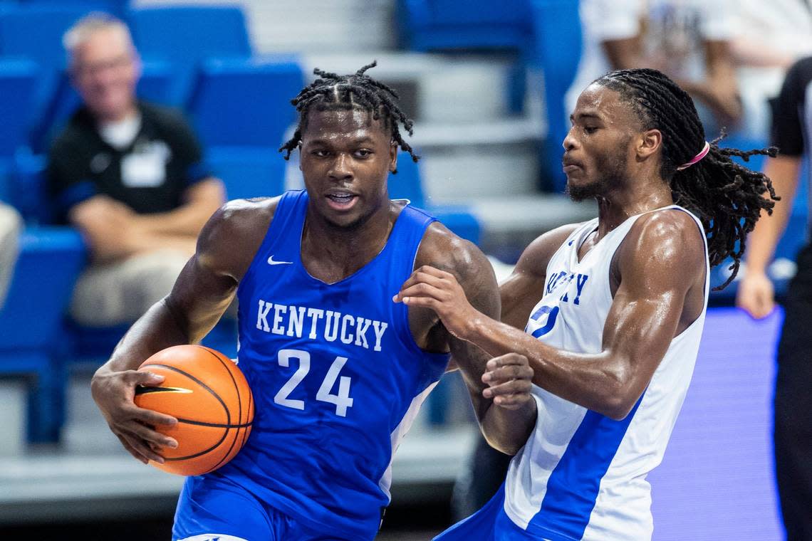 Kentucky freshmen Chris Livingston, left, and Cason Wallace are both projected as first-round NBA Draft picks by ESPN for 2023.