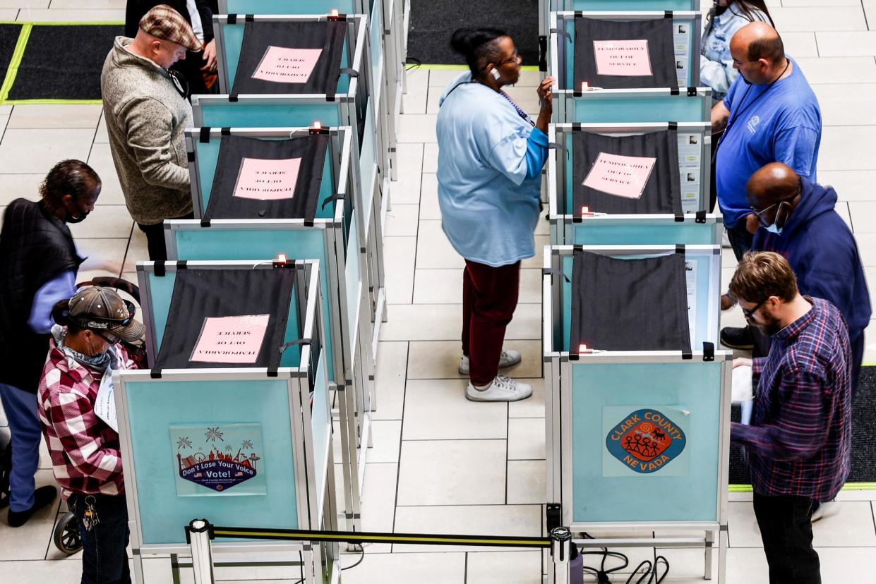 <span>People fill out ballots in Las Vegas, Nevada, on 8 November 2022.</span><span>Photograph: Anna Moneymaker/Getty Images</span>