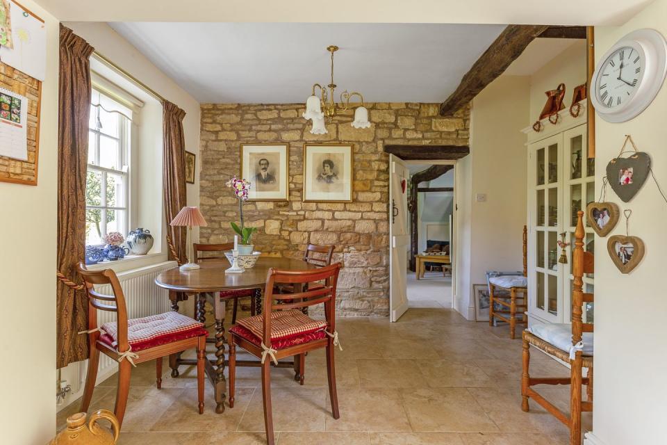 cotswold cottage for sale