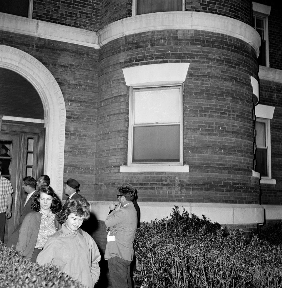 The apartment in Cambridge, Massachusetts, where Beverly Samans’ body was found.