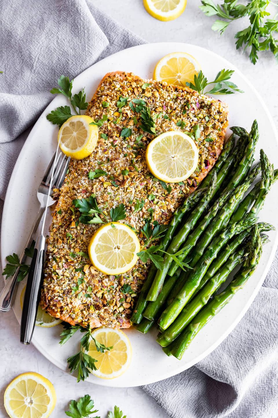 salmon recipes pistachio crusted baked