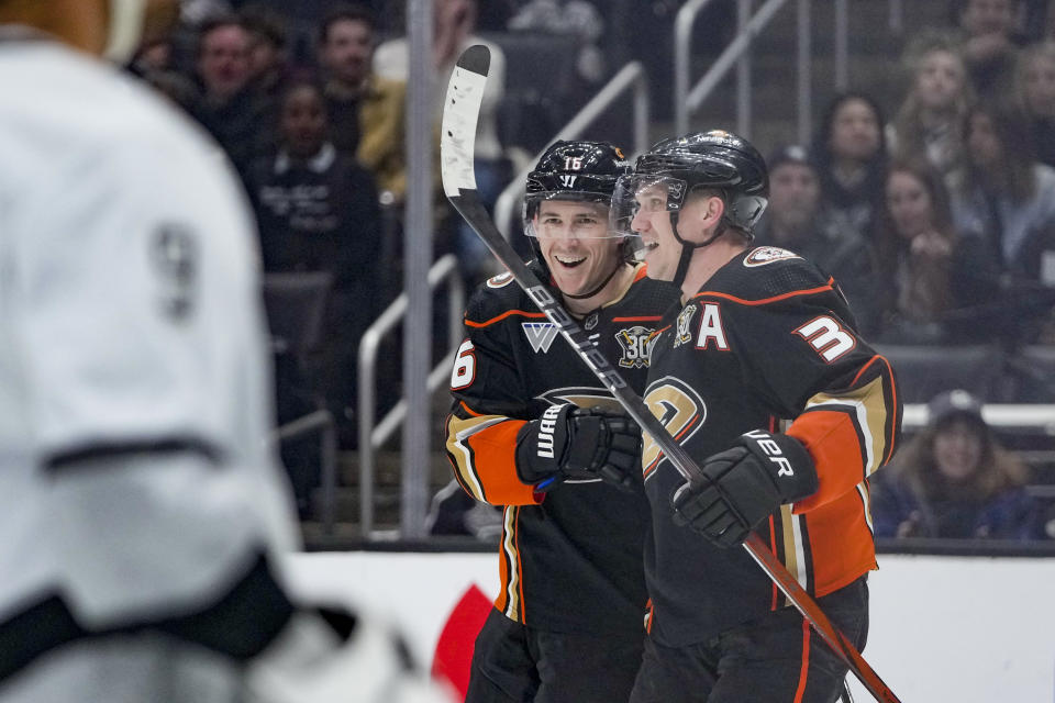 Anaheim Ducks right wing Jakob Silfverberg, right, celebrates his goal with center Ryan Strome during the first period of the team's NHL hockey game against the Los Angeles Kings, Saturday, Feb. 24, 2024, in Los Angeles. (AP Photo/Ryan Sun)
